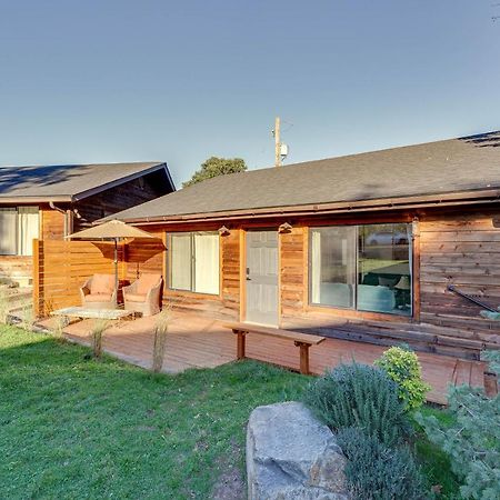 Cozy Central Point Bungalow On Working Winery! Bagian luar foto